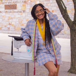 Lori storets small skirt set